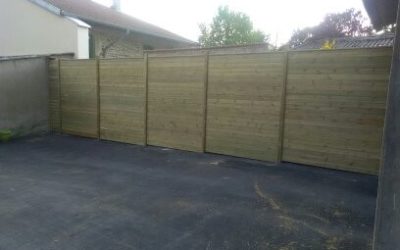 Clôtures de jardin en Meurthe-et-Moselle : délimiter vos espaces avec élégance